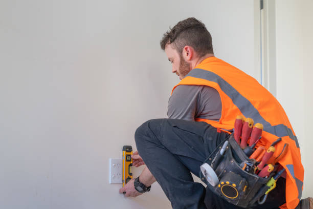 Best Affordable Emergency Electrician  in Redding, CA