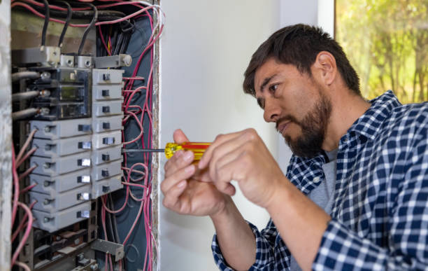 Best Electrical Contractors for Businesses  in Redding, CA